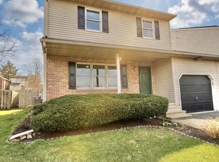 530 Wyatt Dr, Blandon, PA 19510