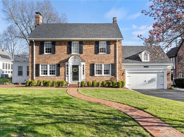 19 Monteray Rd, Dayton, OH 45419