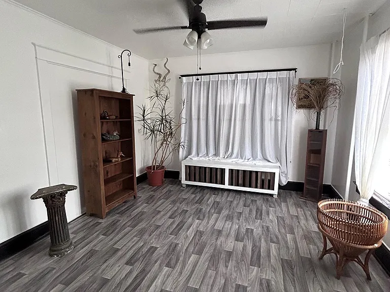 298 Highland Ave — Photo 10