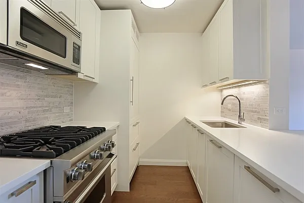 Rented by Corcoran | media 7