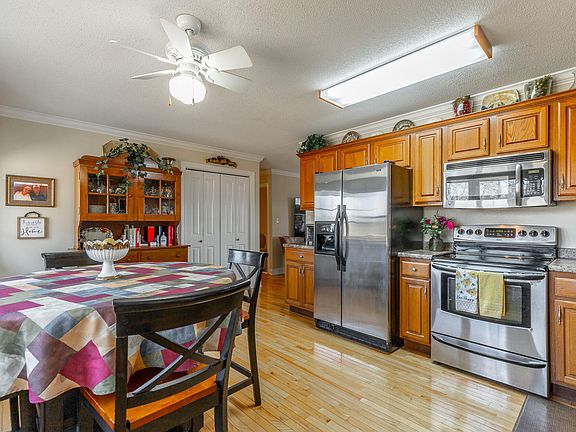 26th image of 10245 Snow Hill Rd