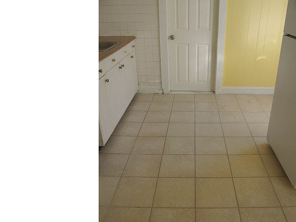 5th image of 1213 W Dauphin St #2-F