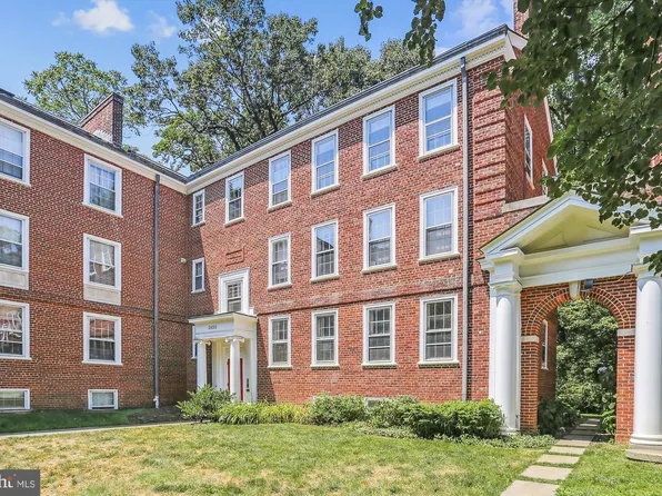 3820 39th St NW APT E119, Washington, DC 20016