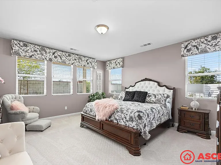 14430 Utica Way — Photo 9