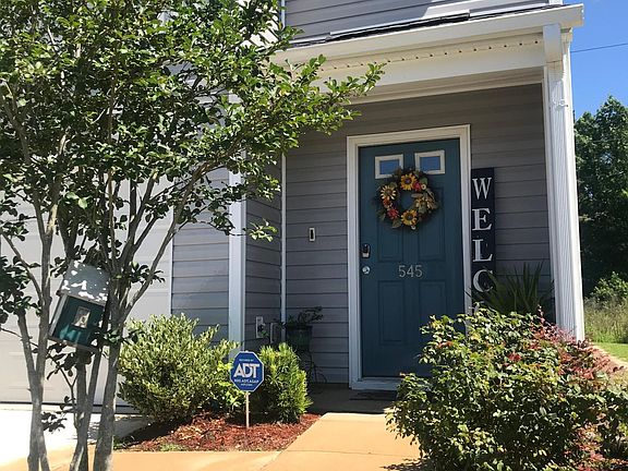 3rd image of 545 Truman Dr