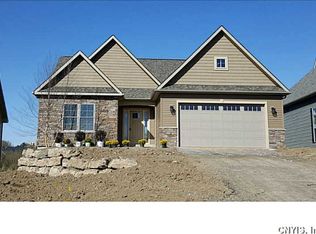 156 Gadwall Ln, Manlius, NY 13104