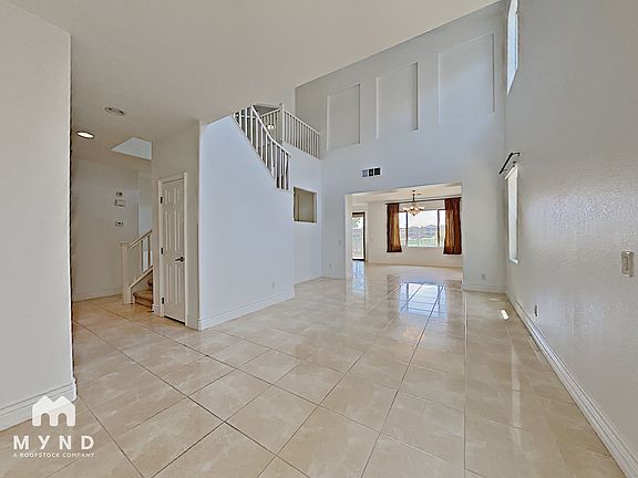 2nd image of 105 Tall Ruff Dr