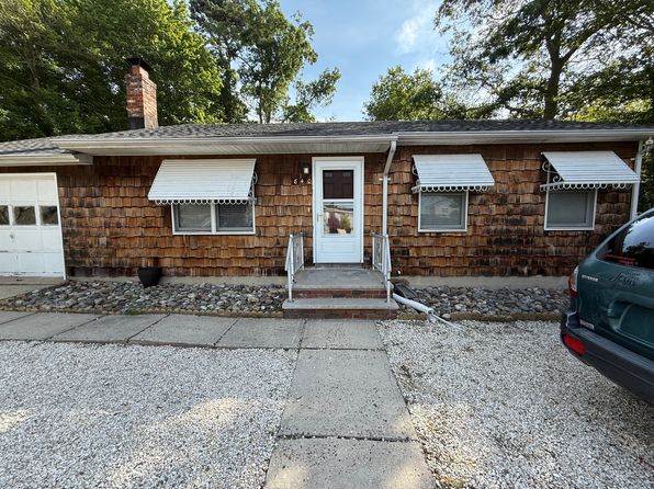 840 Jane Dr