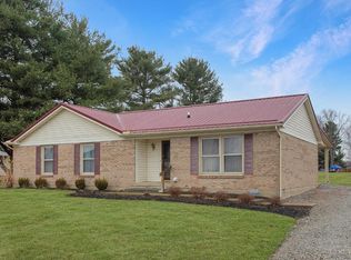616 Lorelei Dr, Fayetteville, OH