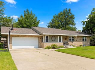 132 N Indiana Ave, Morton, IL 61550