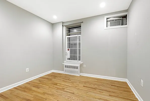 Rented by Compass | media 21