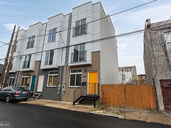 3rd image of 2035 N Orianna St