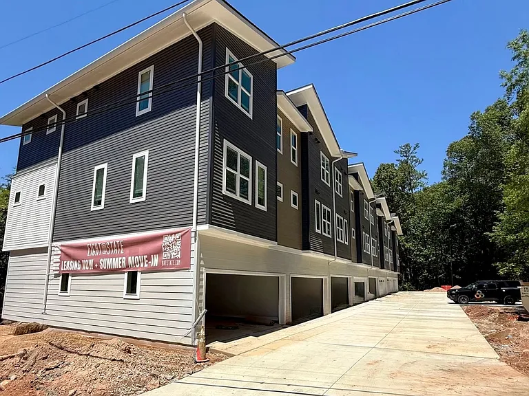 8 at State - New Construction Townhomes - Coming Summer 2026 — Photo 16