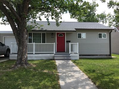 806 Dove St, Glendive, MT, 59330