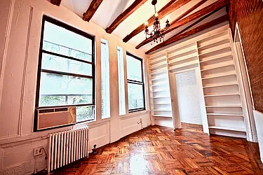 Rented by Bien Realty Ltd