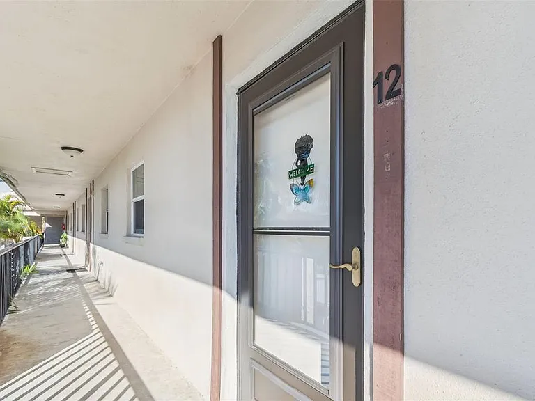 2750 E Bay Dr #12B — Photo 4