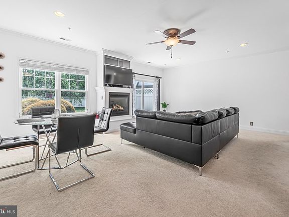 5th image of 1450 Hidden Meadow Ln