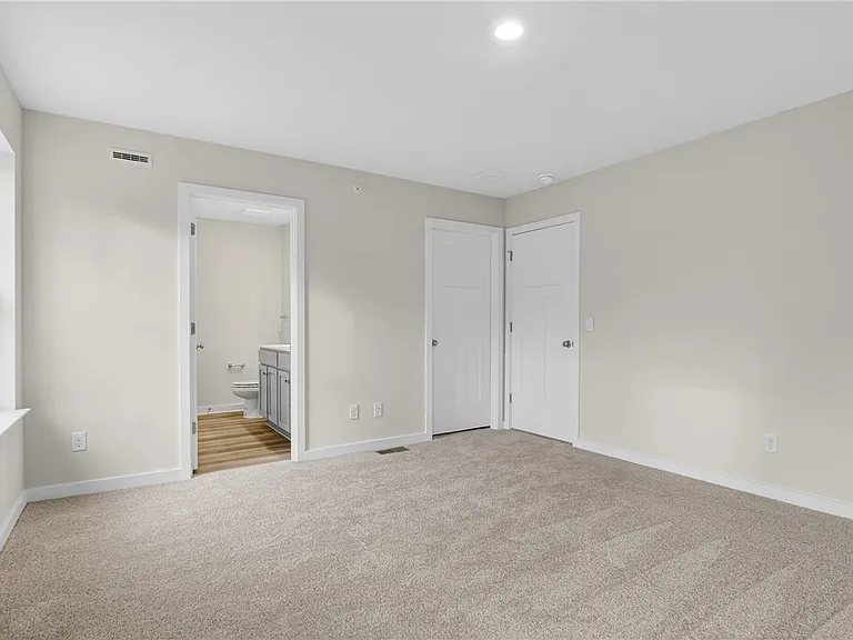 704 Olivia St — Photo 20
