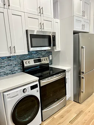 Rented by Bank Neary | media 93