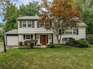 69 Maple St, New Providence, NJ 07974