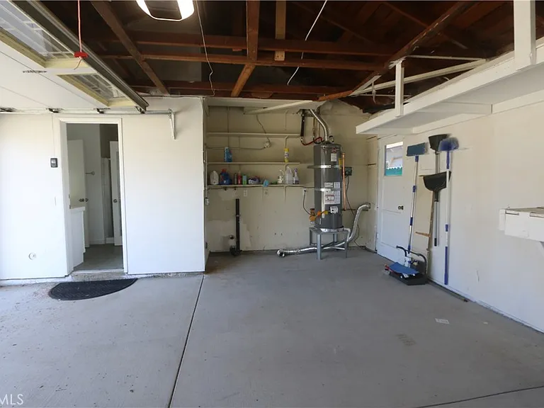 16572 Patricia Ln — Photo 26