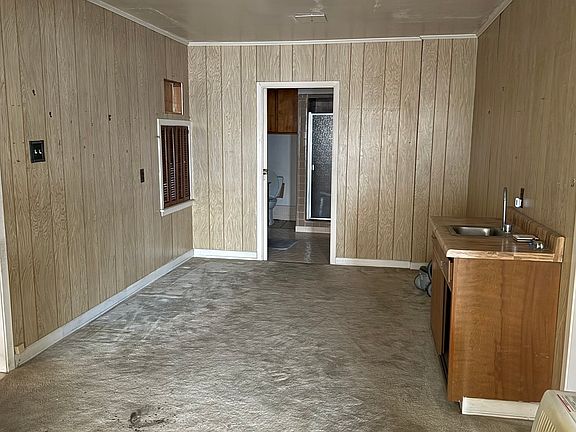 5th image of 111 Ashland