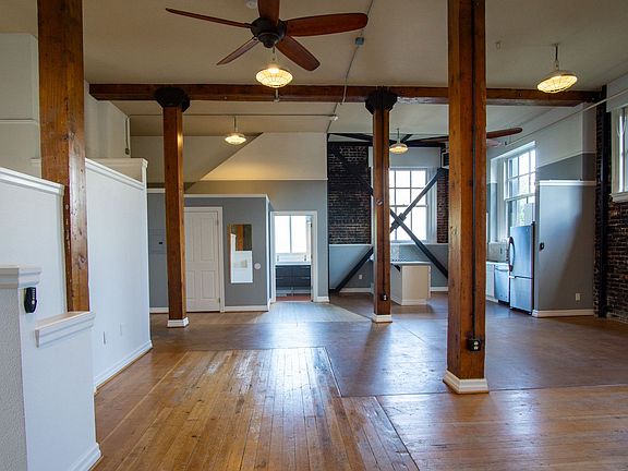 5th image of 1011 N Killingsworth St APT 7