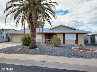 13818 N Whispering Lake Dr, Sun City, AZ 85351