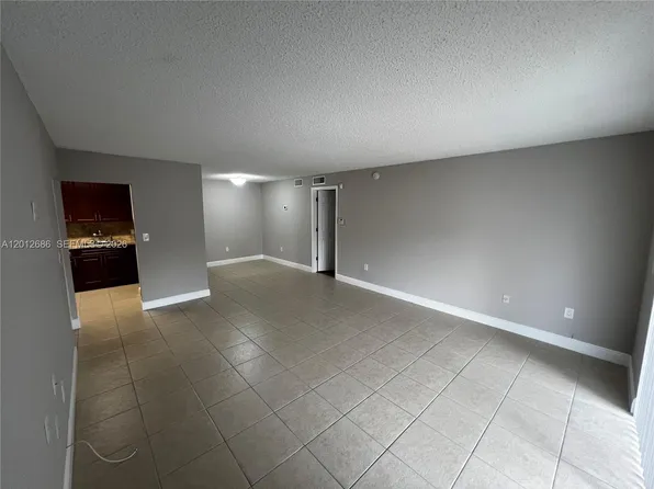 13787 SW 66th St APT 245-D, Miami, FL 33183