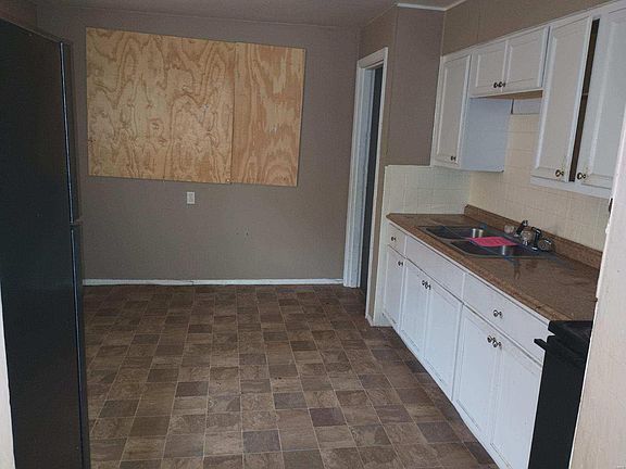 3rd image of 4217 Smithfield Pl