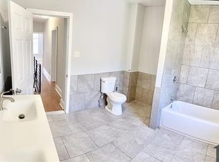 2113 Mountain St, Philadelphia, PA 19145