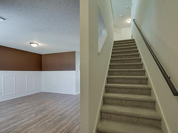 3rd image of 5705 Glenshee Dr
