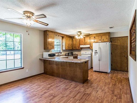 5th image of 5849 Hermitage Cir