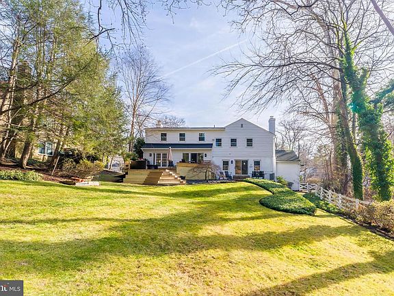 3rd image of 9908 Carter Rd