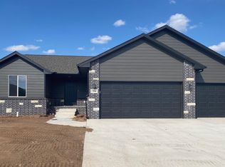 824 E Sunset St, Goddard, KS 67052