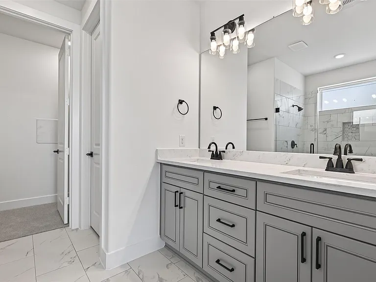 702 Sonfield Dr — Photo 28