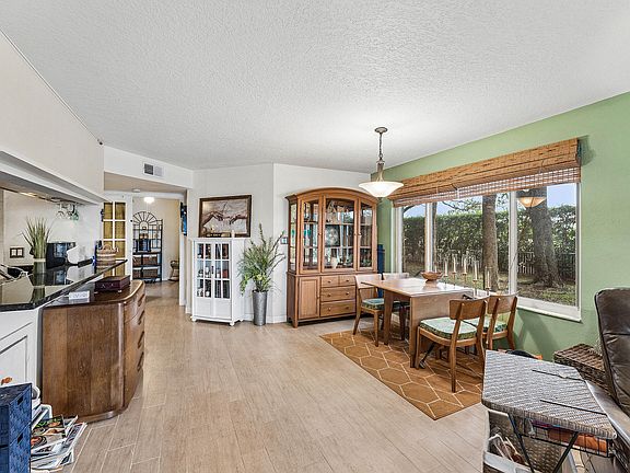 5th image of 13111 Glenmoor Drive