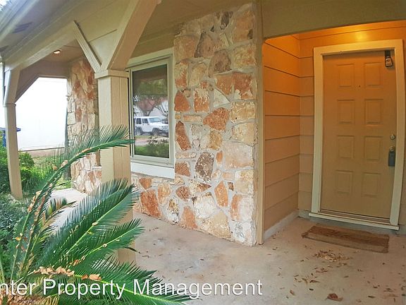 3rd image of 2824 Wilcrest Dr