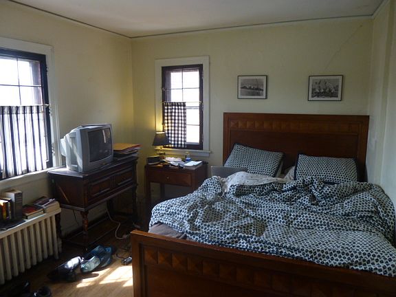 5th image of 3742 Cortland St