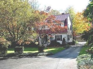 1218 Hulton Rd, Oakmont, PA 15139