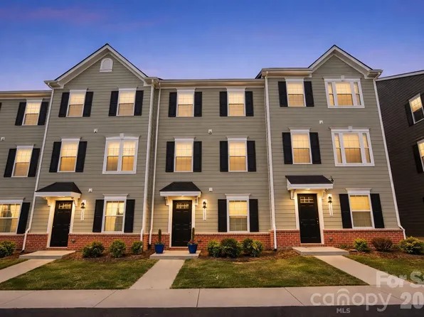 1404 May Apple Dr, Matthews, NC 28104