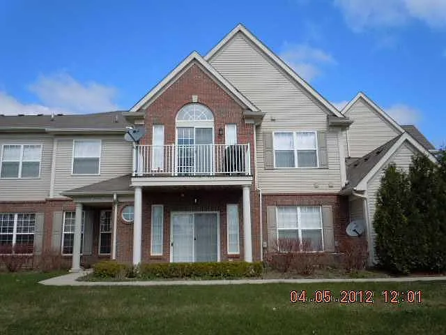 2 bed, 1498 sqft, $2,000 — Photo 2