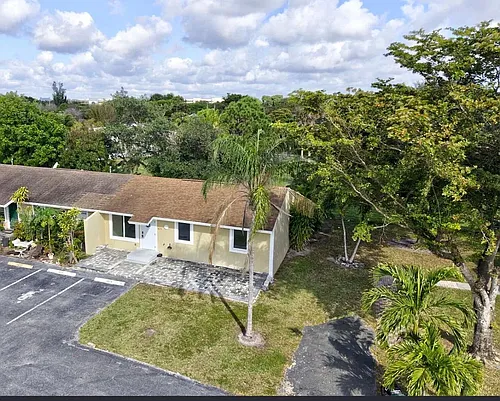 4679 W Martha Louise Dr Photo 1