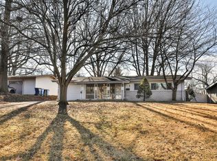 2400 Allen Dr, Florissant, MO 63033