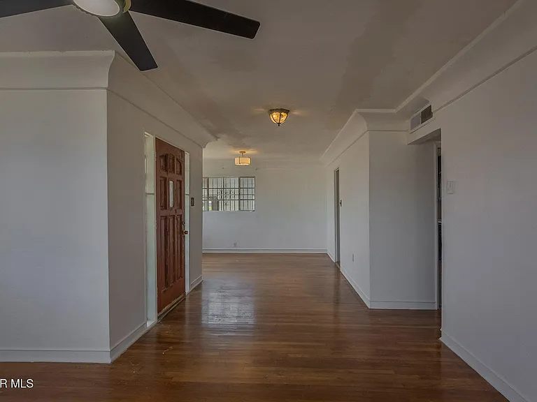 4029 Hueco Ave — Photo 7