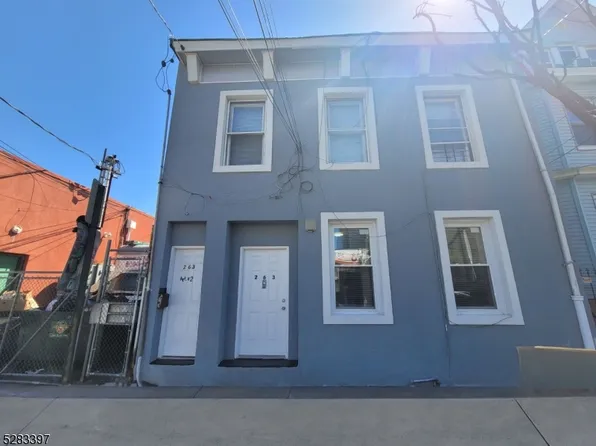 263 Carroll St, Paterson City, NJ 07501