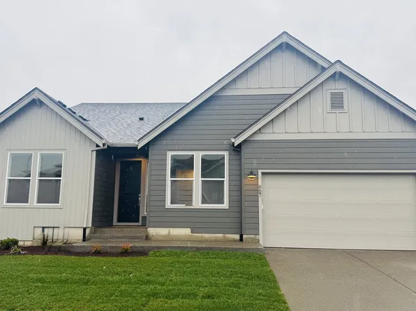 667 Magnolia Ave #9, Woodburn, OR 97071