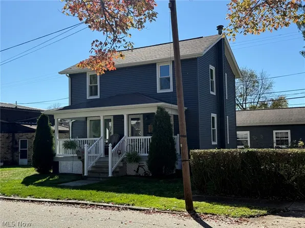 850 Fair Ave NE, New Philadelphia, OH 44663