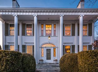 564 Harbor Rd, Southport, CT 06890