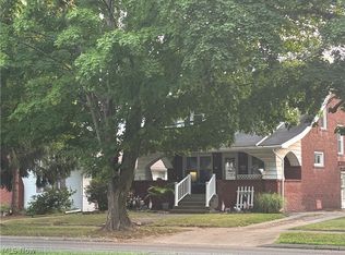 828 4th St NW, New Philadelphia, OH 44663